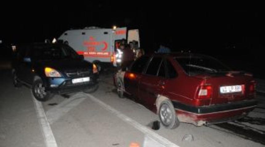 Kandıra Yolunda Yine Kaza: 3 Yaralı