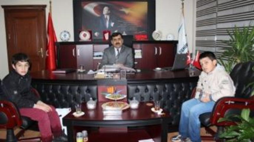 &Ouml;ğrencilerden &Ccedil;evre Ve Şehircilik İl M&uuml;d&uuml;rl&uuml;ğ&uuml;ne Ziyaret