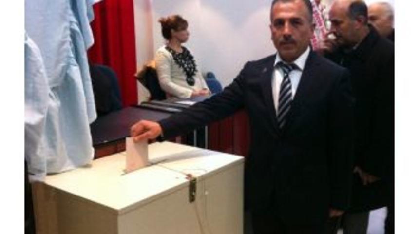 Başkan Y&uuml;cel, G&uuml;ven Tazeledi