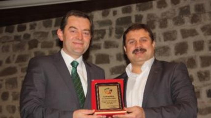 Edirne Roman Dernekleri Federasyonu, Derneğe Katkısı Bulunanlara &Ouml;d&uuml;l Verdi