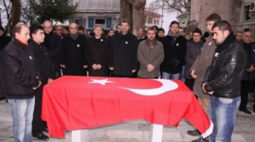 Cengiz Akyıldız İ&ccedil;in Gıyabi Cenaze Namazı Kılındı