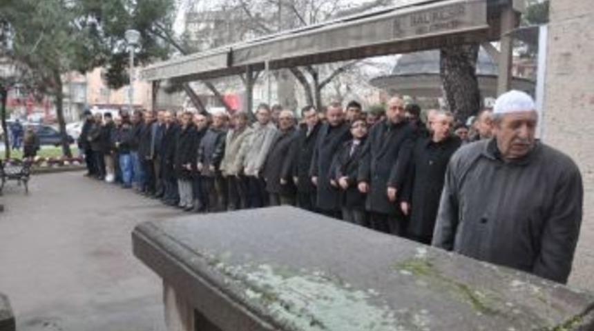 Balıkesir'de Cengiz Akyıldız İ&ccedil;in Gıyabi Cenaze Namazı Kılındı