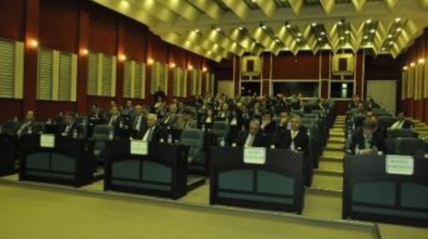 Kayseri Valisi Orhan D&uuml;zg&uuml;n: