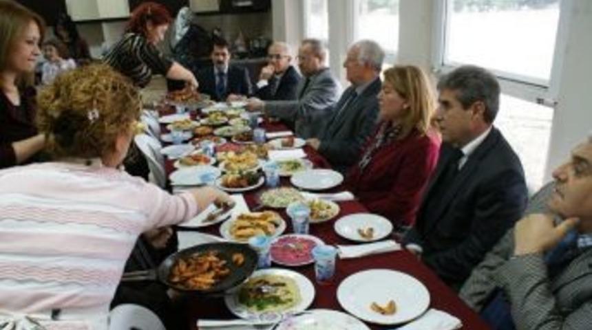 Başkan Yıldırım Kursiyerlerle Buluştu