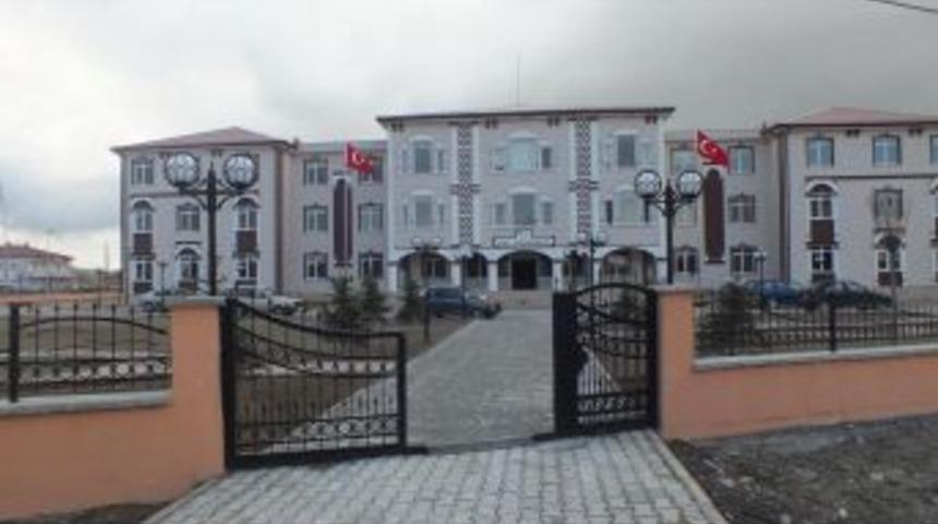 Ulaş Kaymakamlığı Yeni Hizmet Binasına Taşındı