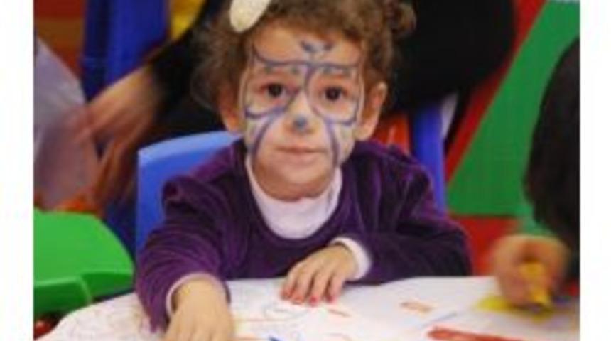 &Ccedil;ocuklara &Ouml;zel Karikat&uuml;r At&ouml;lyesi