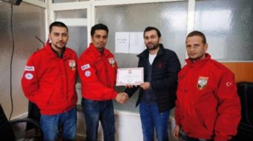 Sarıg&ouml;l Akut&rsquo;tan Teşekk&uuml;r Belgesi