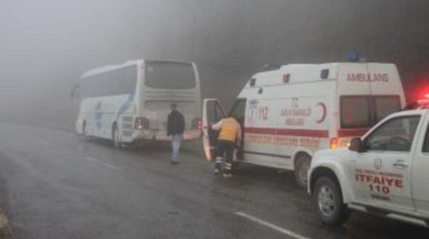 Zonguldak-ereğli Yolunda Kaza: 2 Yaralı