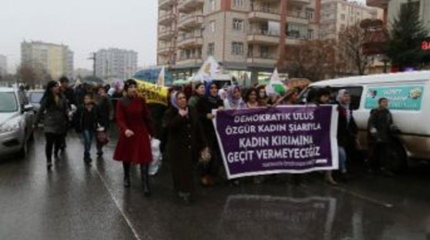 Kadın Cinayetleri Diyarbakır&rsquo;da Protesto Edildi