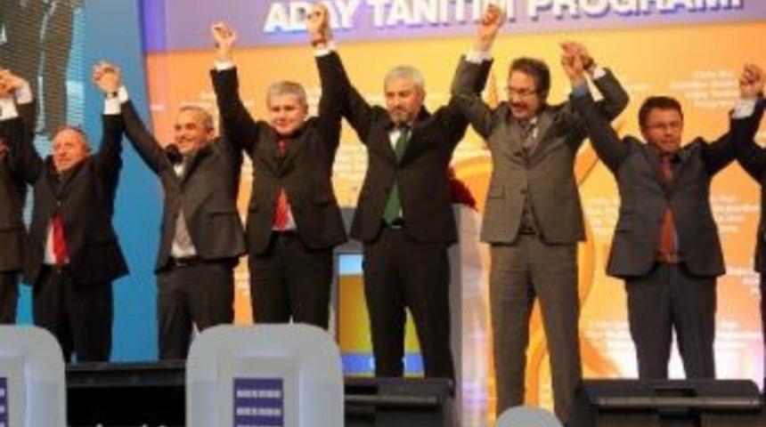 Ak Parti İl&ccedil;e Belediye Başkan Adaylarını Tanıttı