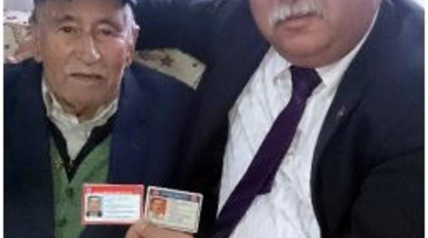 Başkan Özmeriç, Emektar Minibüsçüyü Unutmadı