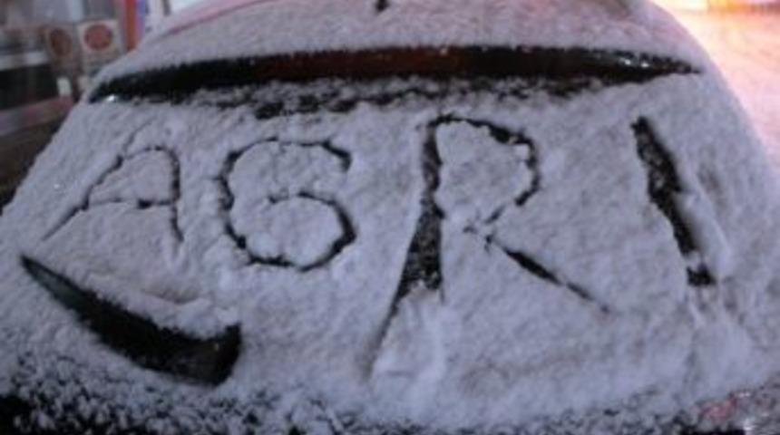 Ağrı&rsquo;da Kar Yağışı