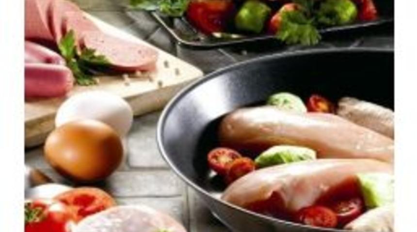 D&uuml;nya Soflarını Ege Balığı, Tavuğu, Yumurtası S&uuml;sl&uuml;yor