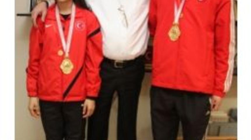 Başkan Şenol'un "milli" Gururu