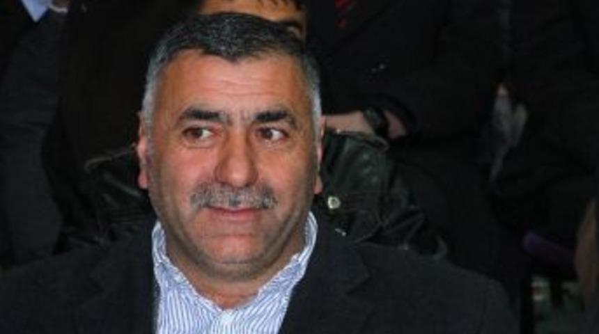 Yılmaz Özer Yeniden Aday