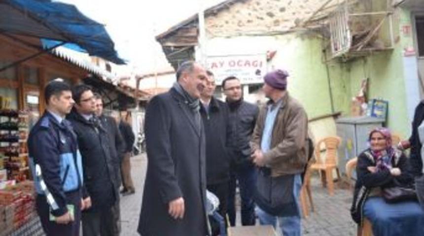 Kula'da Başkan Aşkın Esnafın Dertlerini Dinledi