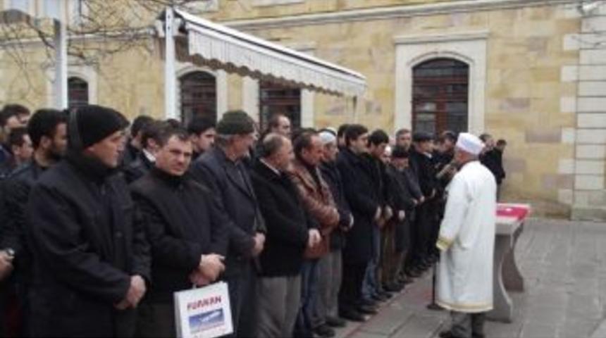 Bayburt &Uuml;lk&uuml; Ocaklarından Gıyabi Cenaze Namazı