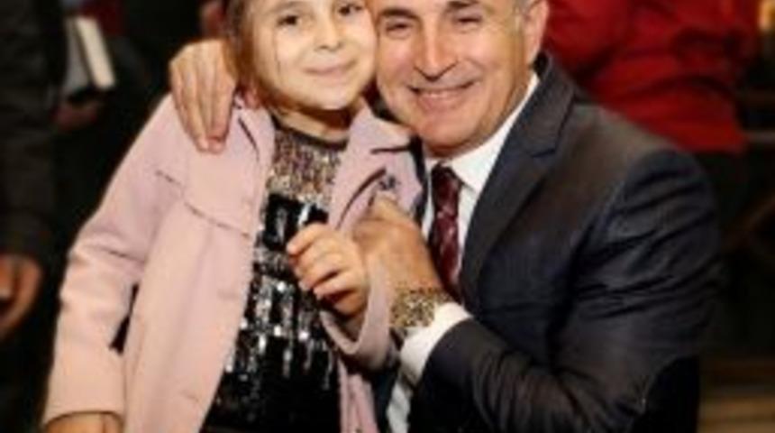 Başkan Hasan Akg&uuml;n, K&uuml;&ccedil;&uuml;k Ceren&rsquo;in İsteği İ&ccedil;in Harekete Ge&ccedil;ti