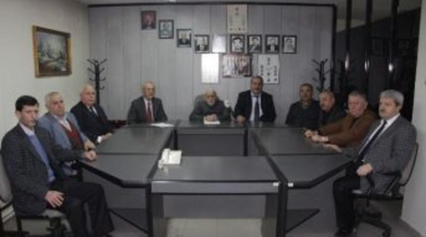 Yarım Asırlık Başkan Öke’den Adaylara Tavsiye