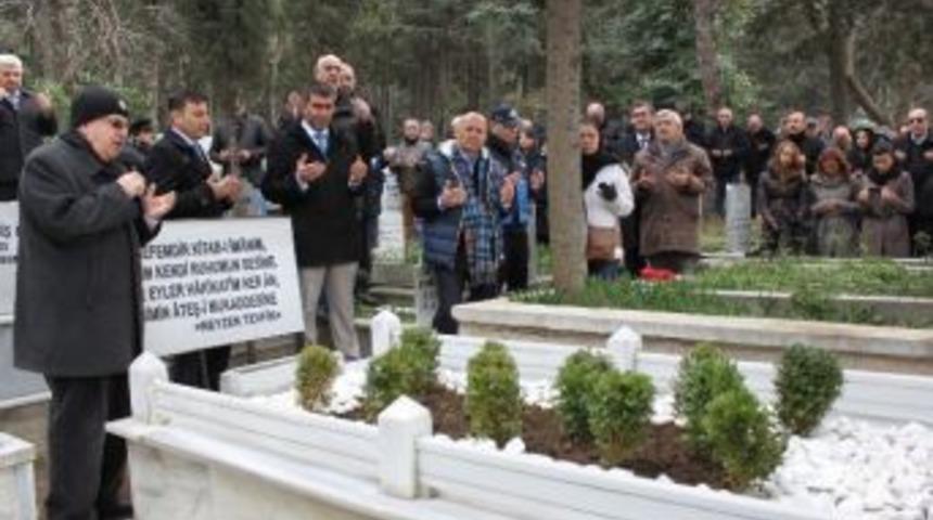 Neyzen Tevfik Mezarı Başında Anıldı