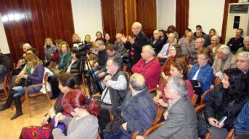 &ldquo;kent K&uuml;lt&uuml;r&uuml; Ve Kent Belleği&rdquo; S&ouml;yleşisi D&uuml;zenlendi