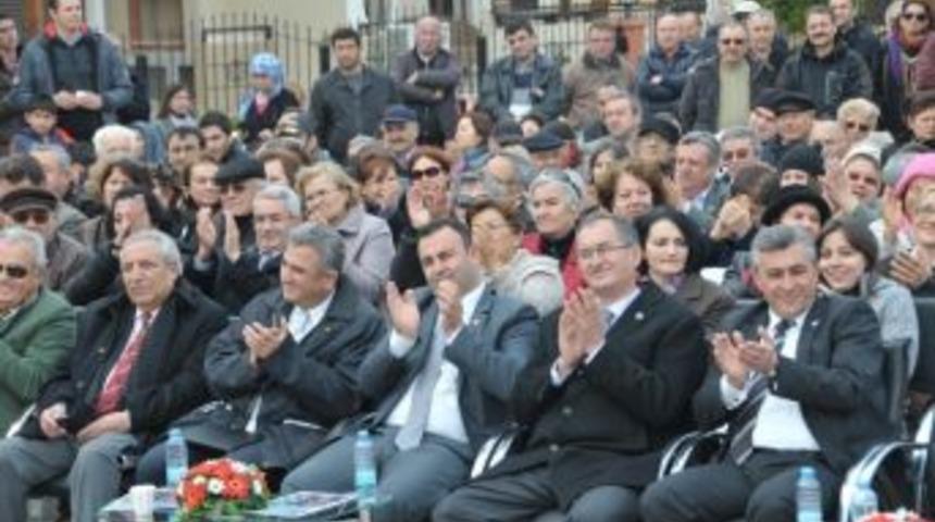 G&uuml;zelbah&ccedil;e'de Balbay İzdihamı