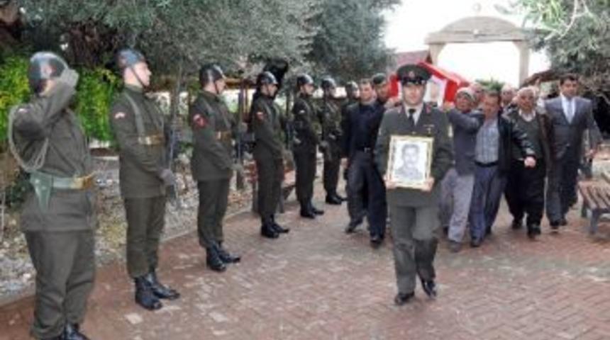 Kore Gazisi Son Yolculuğuna Uğurlandı