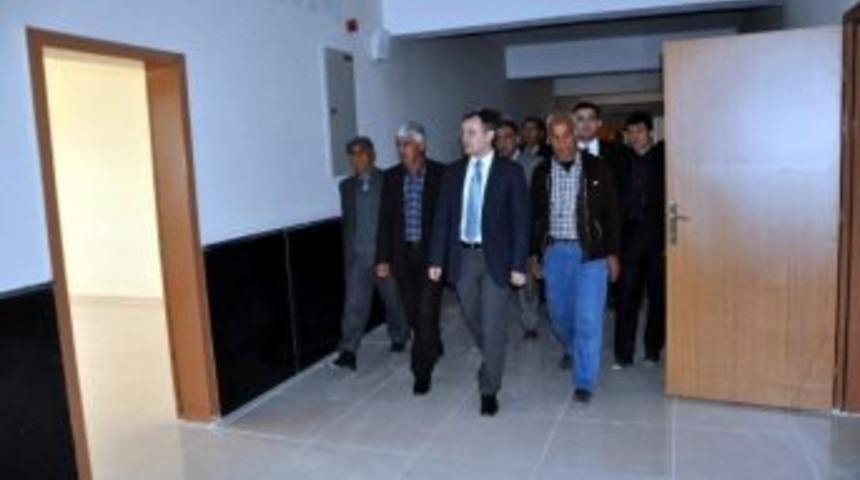 Tut Kaymakamı Mut K&ouml;y Ziyaretlerini S&uuml;rd&uuml;r&uuml;yor