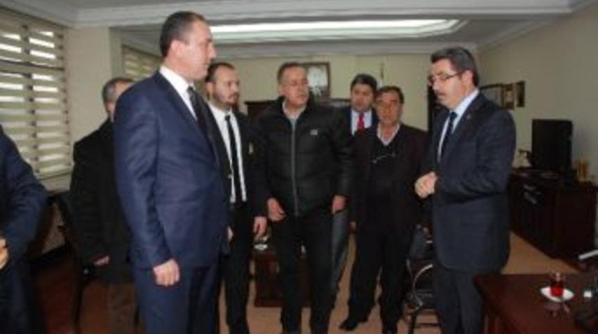 Chp&rsquo;li Adaydan Ak Partili Başkana Dostluk Ziyareti