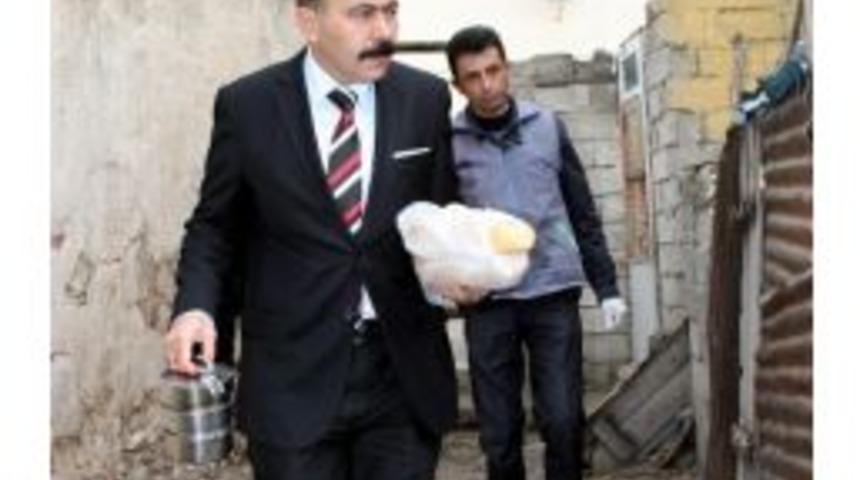 Sivas Belediyesi Odun Yardımlarını Sürdürüyor