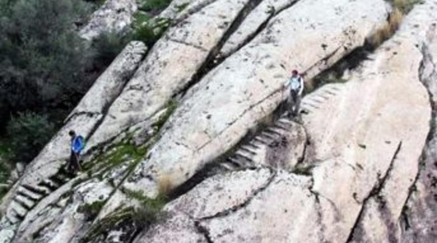 Beşparmak Dağları&rsquo;ndaki Antik Yerleşim İ&ccedil;in Tescil Başvurusu