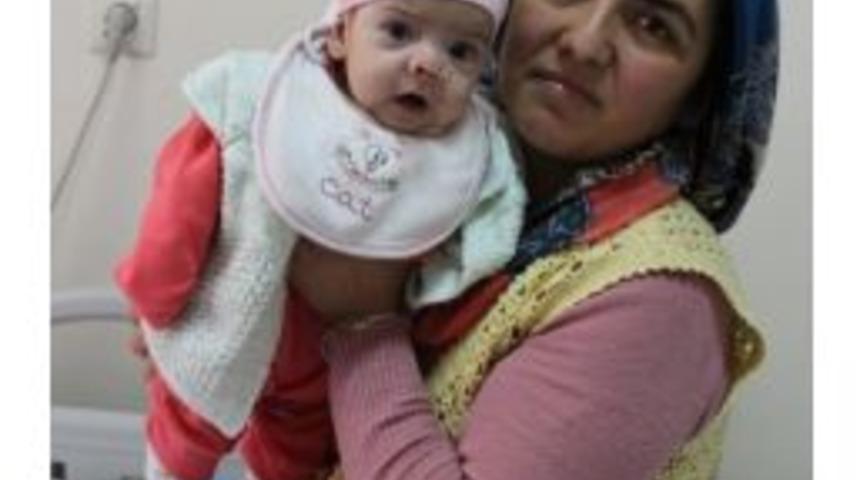 (&ouml;zel Haber) 8 Binde Bir G&ouml;r&uuml;len Hastalığa Yakalandı, Bir Nefesle Hayata Tutundu