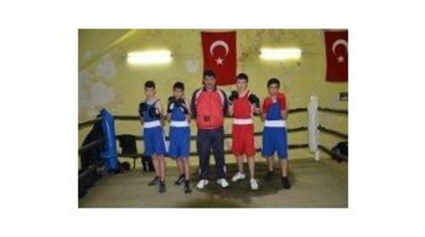 Adanalı Boks&ouml;rler Samsun&rsquo;da Madalya Arayacak