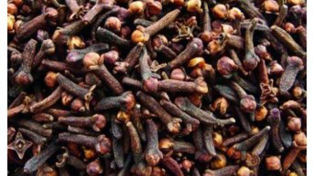 Diş Ağrısına Karanfilli Çözüm