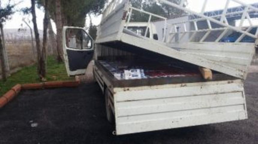 25 Bin Paket Ka&ccedil;ak Sigara Ele Ge&ccedil;irildi