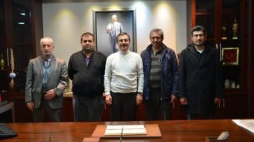 S&ouml;ğ&uuml;t&ouml;n&uuml; Mahallesi&rsquo;nden Başkan Ata&ccedil;&rsquo;a Teşekk&uuml;r Ziyareti