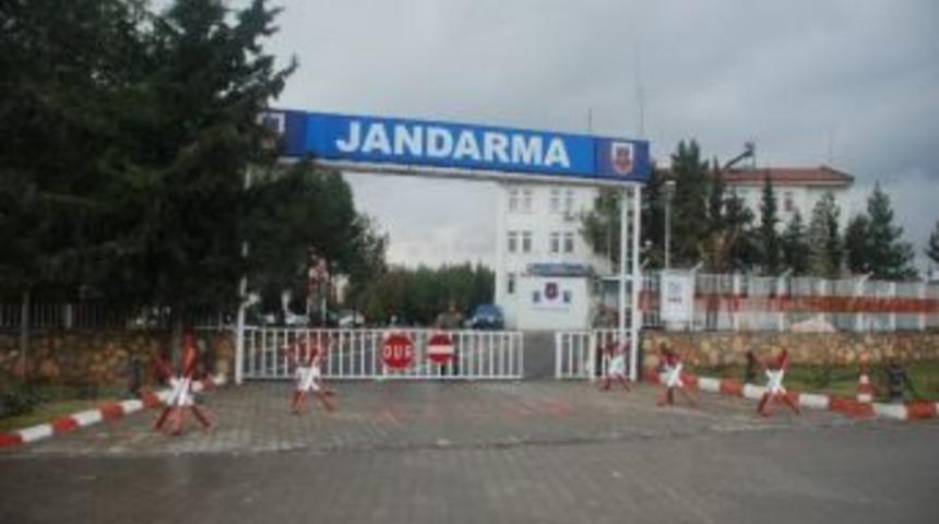 Kahta İl&ccedil;e Jandarma Komutanlığı&rsquo;ndan &Ouml;rnek Kampanya