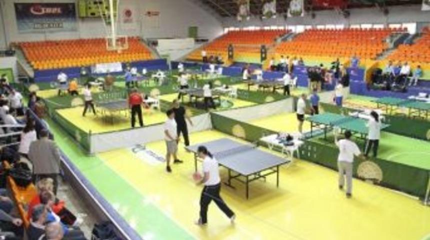 Akhisar&rsquo;da İlk Kez Masa Tenisi Turnuvası Yapıldı