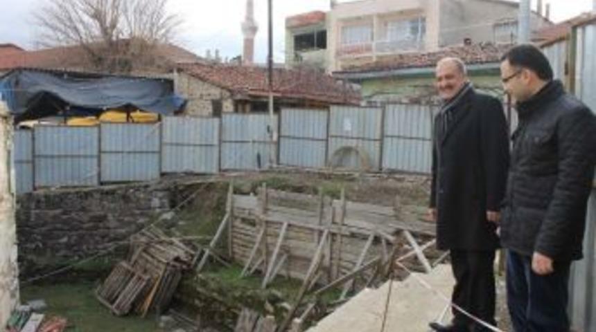 Aşkın, S&uuml;leyman Şah T&uuml;rbesi Restorasyonu Yerinde İnceledi