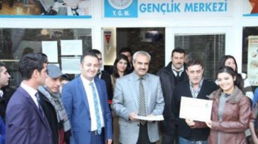 Yenişehir Gen&ccedil;lik Merkezi&rsquo;nden &Uuml;yelerine Katılım Belgesi