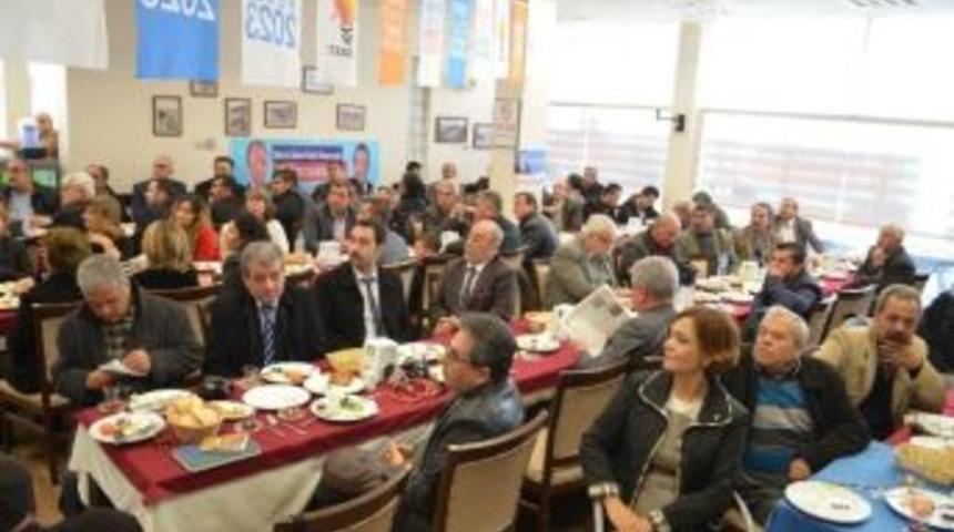 Ak Parti'nin S&ouml;ke Adayı Yavuz, Muhtarlarla Buluştu