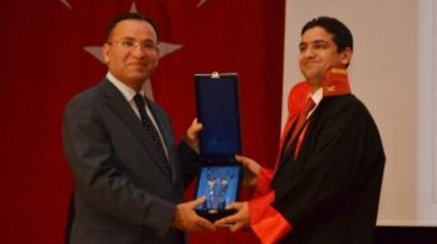 Bakan Bozdağ: "bu D&uuml;zenlemelerden Kesinleşen Davaların Etkilenmesi S&ouml;z Konusu Değil"