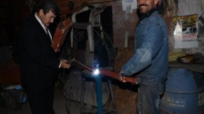 Ak Parti'nin Didim Adayı D&ouml;ver, 75. Yıl Sanayi Sitesi Esnafıyla Bir Araya Geldi