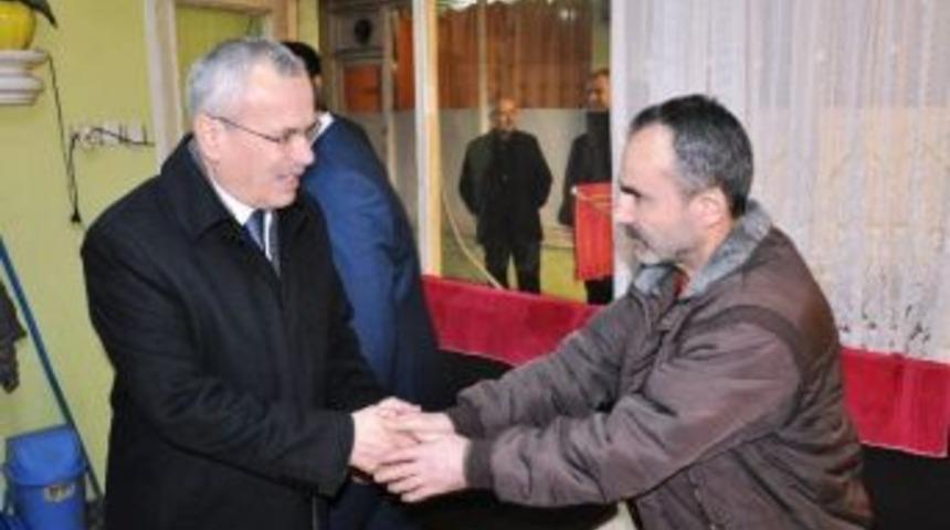 Yerel Se&ccedil;imlere Doğru