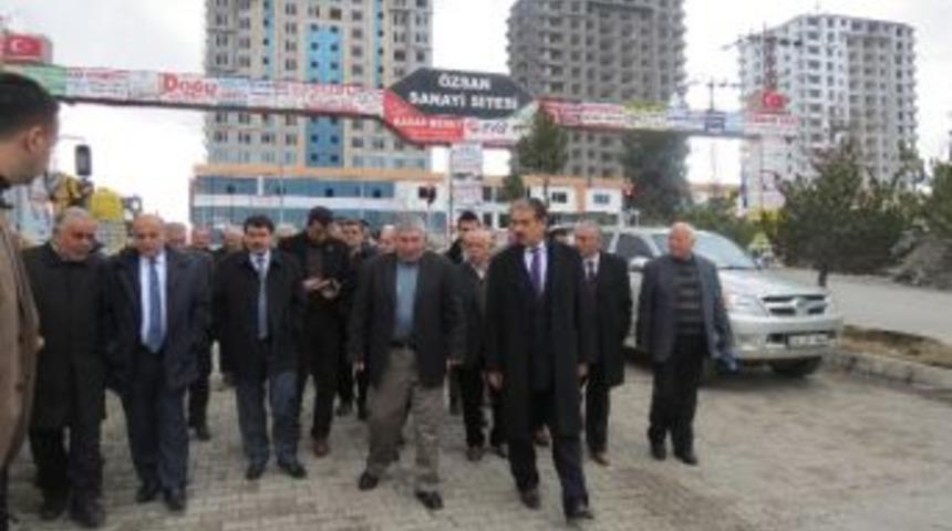 Vali Şahin, &Ouml;zsan Sanayi Sitesi Esnafını Ziyaret Etti