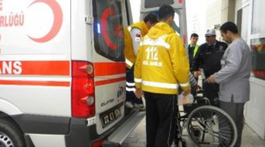 D&uuml;n&uuml;rlerin Kavgası Kanlı Bitti: 1 Yaralı