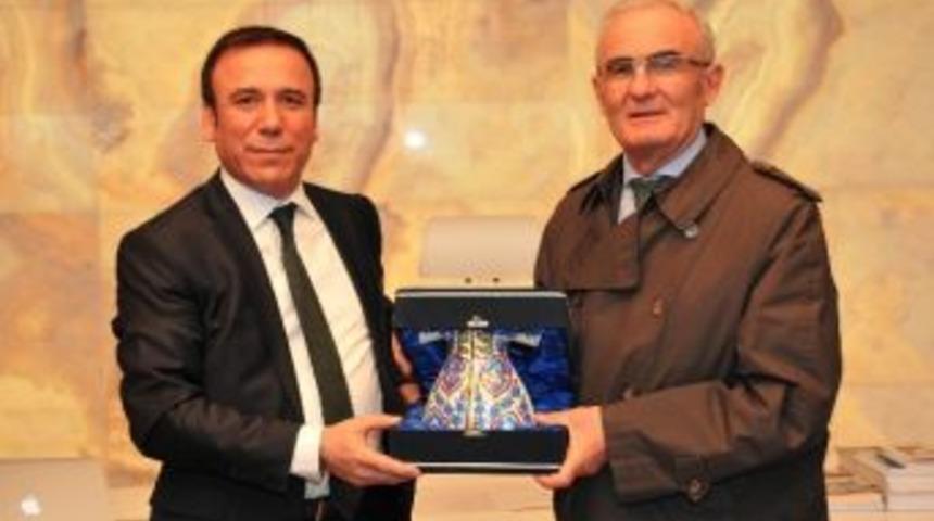 Yılmaz Ve Gen&ccedil;&rsquo;in Canik&rsquo;te Se&ccedil;im Gezisi