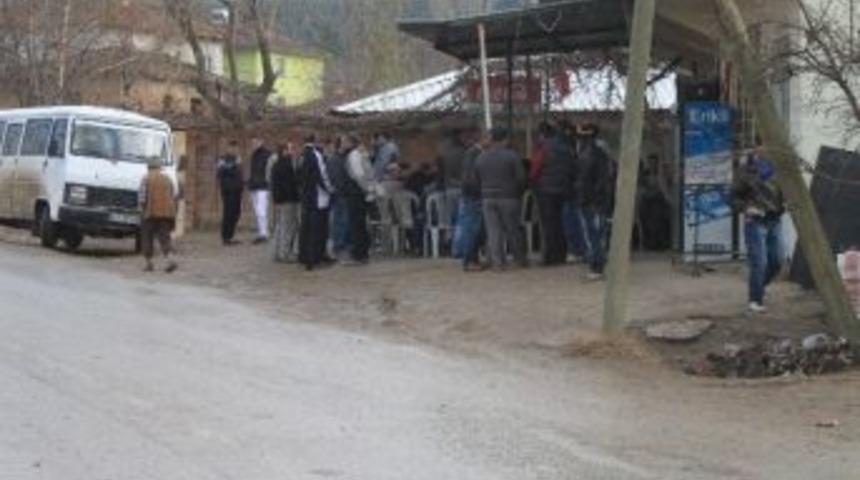 Lastiğin Patlaması Sonucu Hayatını Kaybeden Gen&ccedil; Toprağa Verildi