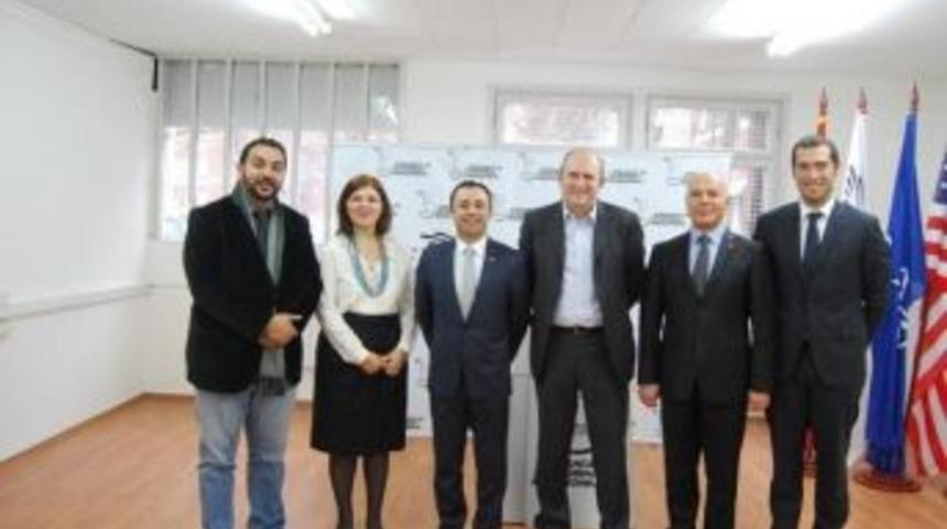 Makedonya Cumhurbaşkanı Adayından Destek Talebi