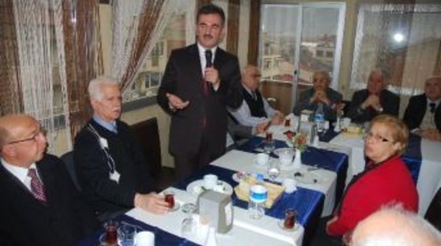 Yılmaz Muhtarları Dinledi